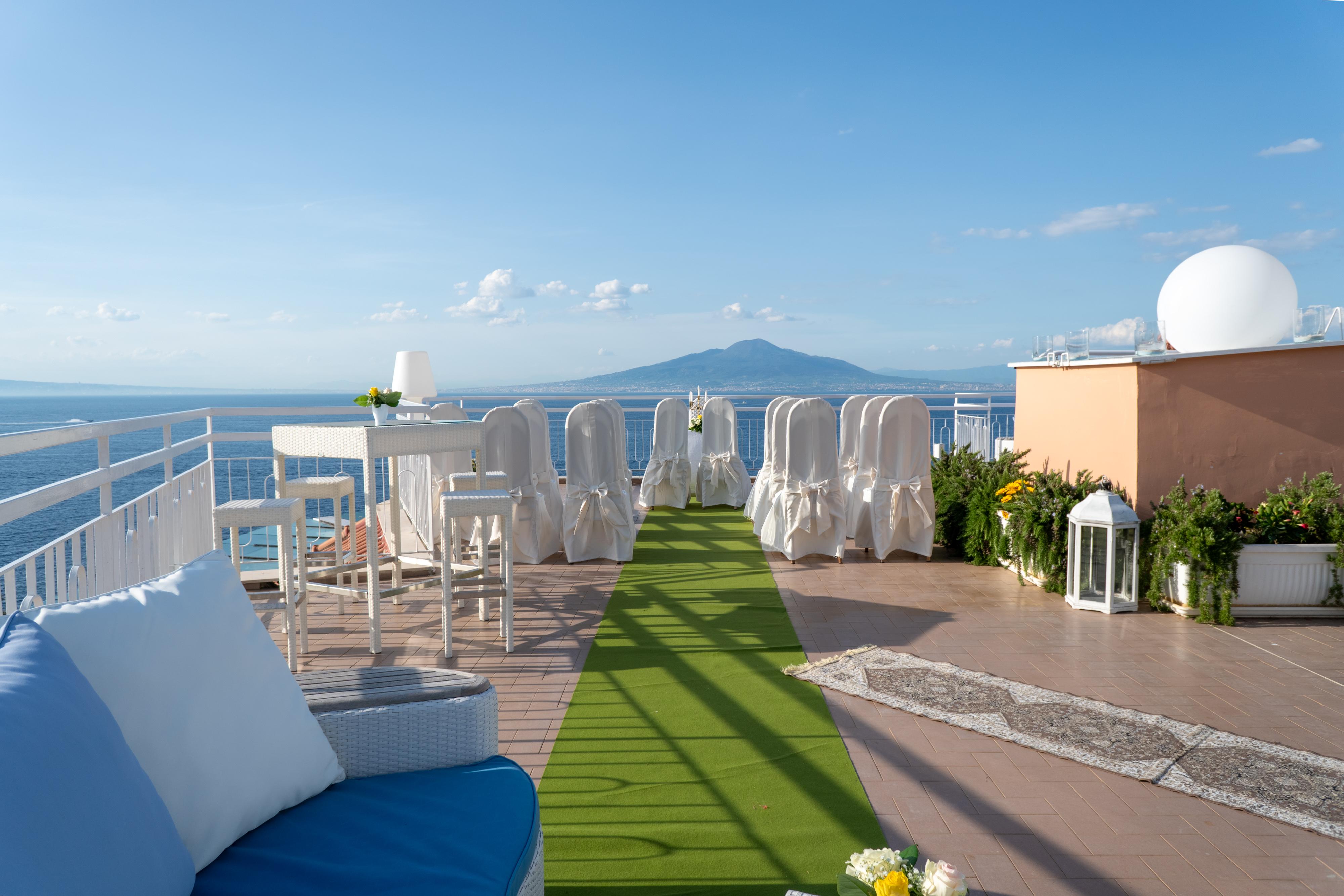 Boutique Hotel Regina Sorrento Exterior photo